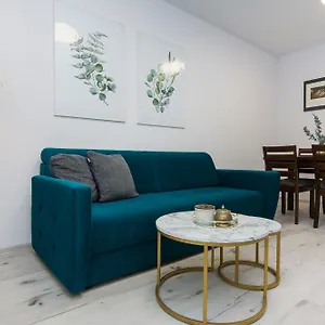 Twoj Salon-apartamenty Stare Lägenhet